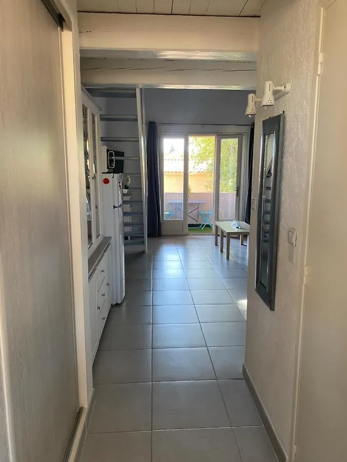 Appartement Les Grands Pins لي إيسامبر شقة